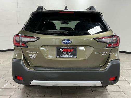2025 Subaru Outback Limited XT