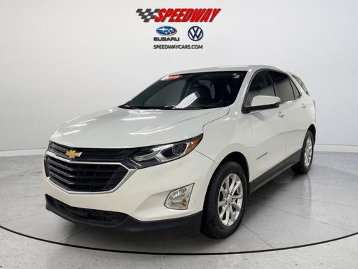 White 2019 Chevrolet Equinox 2LT