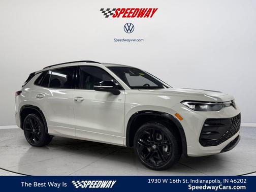 Sandstone 2026 Volkswagen Tiguan 2.0T SE R-Line Black
