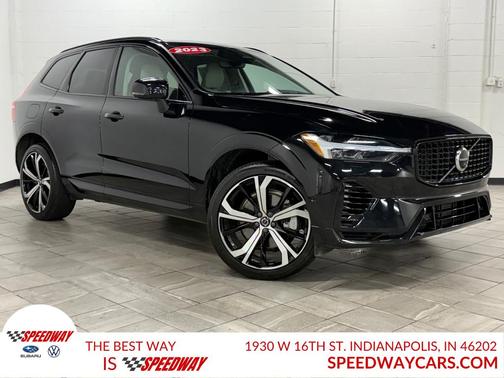 2023 Volvo XC60 Recharge Plug-In Hybrid T8 Ultimate Dark Theme