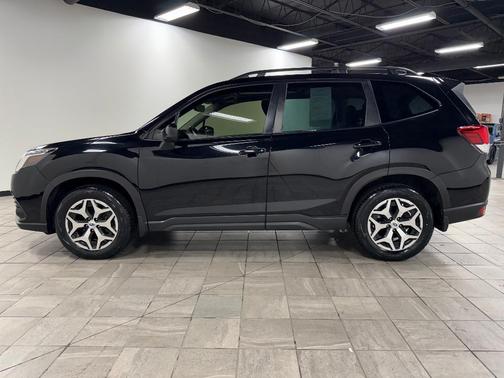 2023 Subaru Forester 2.5i Premium