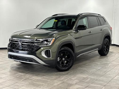 2025 Volkswagen Atlas 2.0T Peak Edition