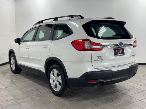 2022 Subaru Ascent Base 8-Passenger