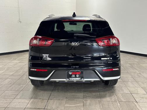 2017 Kia Niro LX