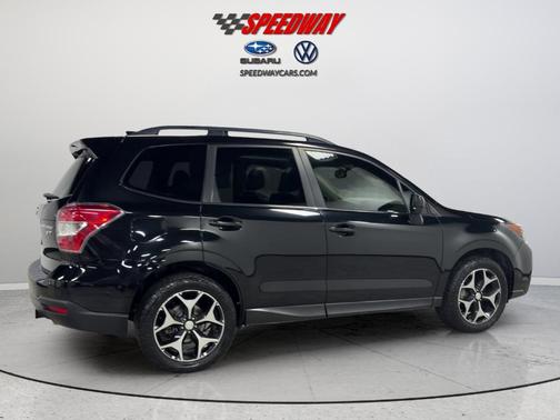 Crystal Black Silica 2016 Subaru Forester 2.0XT Premium