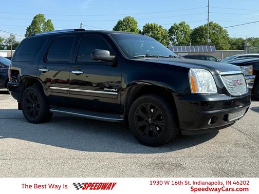Carbon Black Metallic 2013 GMC Yukon Denali