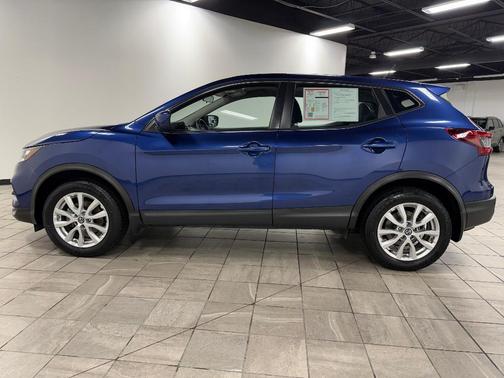 2022 Nissan Rogue Sport S