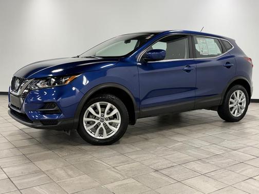 2022 Nissan Rogue Sport S