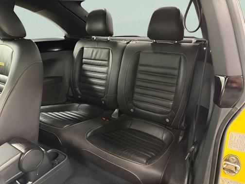 2014 Volkswagen Beetle 2.0T Turbo GSR