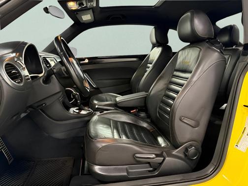 2014 Volkswagen Beetle 2.0T Turbo GSR