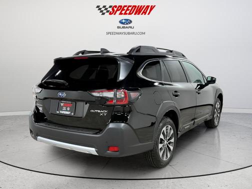 2025 Subaru Outback Limited XT