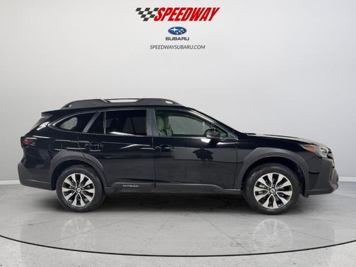 Crystal Black Silica 2024 Subaru Outback Limited