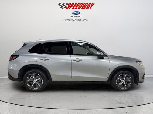 Lunar Silver Metallic 2025 Honda HR-V EX-L