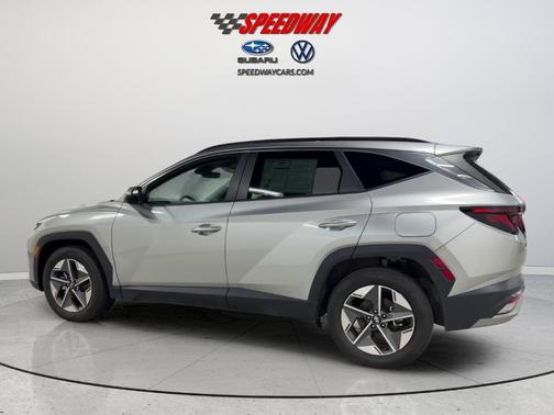 Shimmering Silver Metallic 2025 Hyundai TUCSON SEL