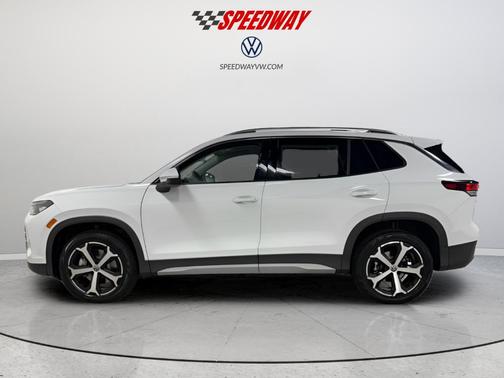 2025 Volkswagen Tiguan 2.0T SE