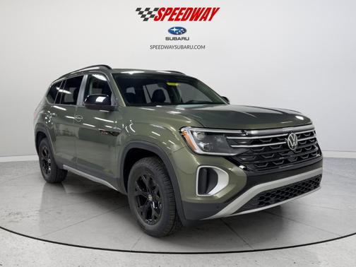 Green 2026 Volkswagen Atlas 2.0T Peak Edition