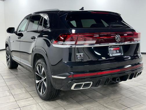 2025 Volkswagen Atlas Cross Sport 2.0T SEL Premium R-Line
