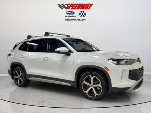 Pure White 2025 Volkswagen Tiguan 2.0T SE