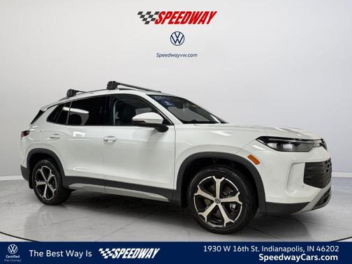 Pure White 2025 Volkswagen Tiguan 2.0T SE