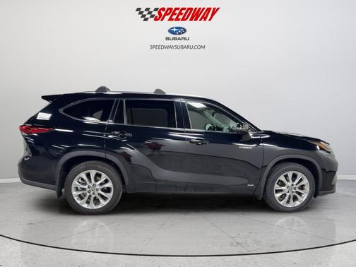 Midnight Black Metallic 2020 Toyota Highlander Hybrid Limited