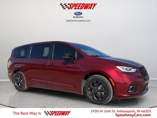 Velvet Red 2023 Chrysler Pacifica Hybrid Limited