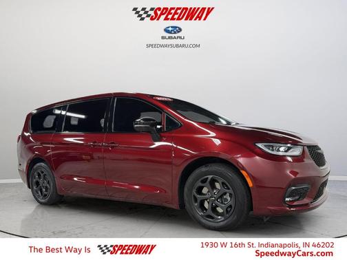 Velvet Red 2023 Chrysler Pacifica Hybrid Limited