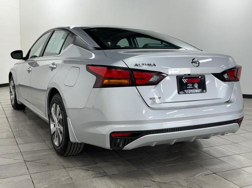 2022 Nissan Altima 2.5 S