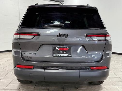 2021 Jeep Grand Cherokee L Laredo