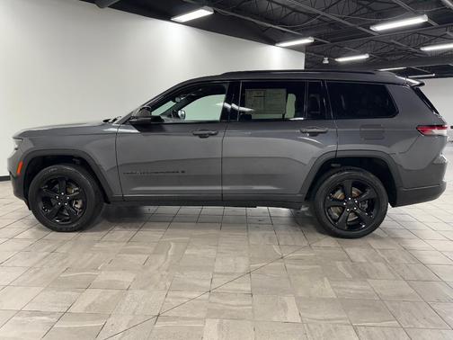 2021 Jeep Grand Cherokee L Laredo