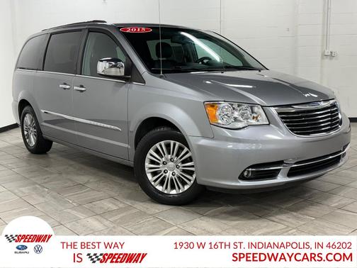 2015 Chrysler Town & Country Touring-L