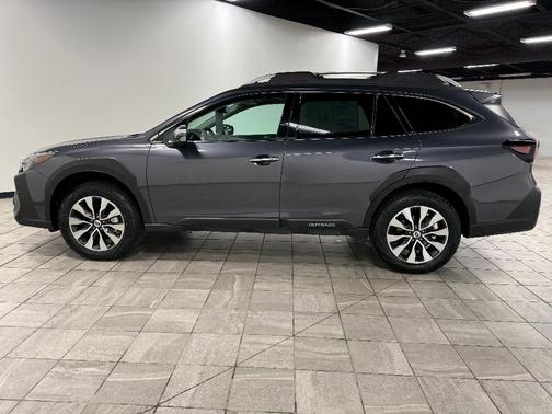 2025 Subaru Outback Touring