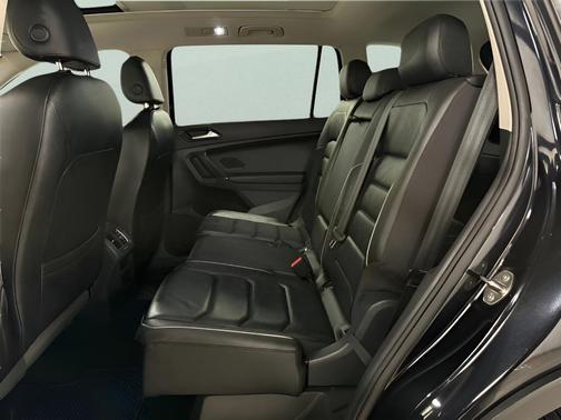 2018 Volkswagen Tiguan 2.0T SEL Premium