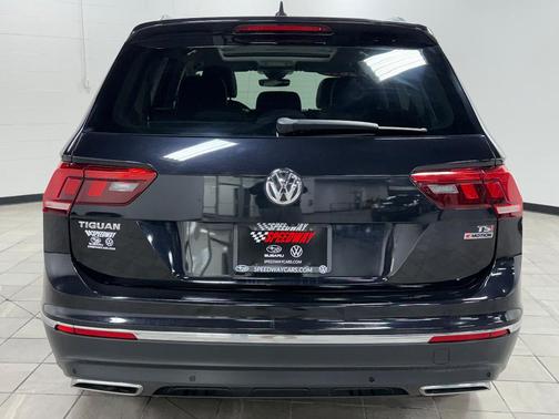 2018 Volkswagen Tiguan 2.0T SEL Premium