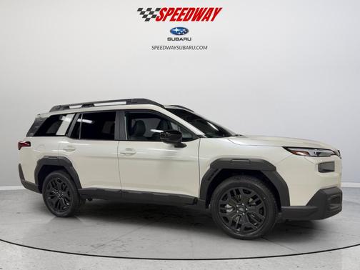 Crystal White Pearl 2026 Subaru Outback Limited XT