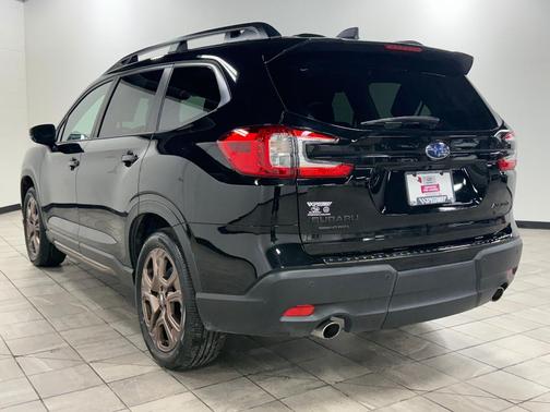 2025 Subaru Ascent Limited Bronze Edition