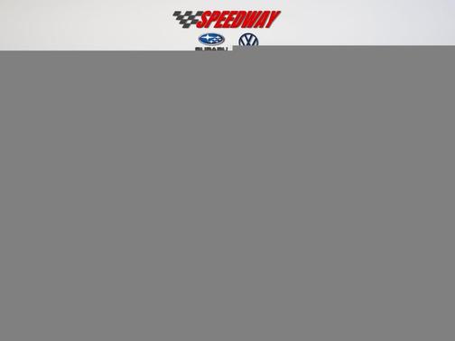Thunder Gray Metallic 2022 Volvo XC40 T5 Momentum