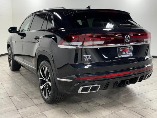 2025 Volkswagen Atlas Cross Sport 2.0T SEL Premium R-Line