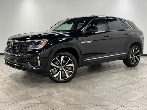 2025 Volkswagen Atlas Cross Sport 2.0T SEL Premium R-Line