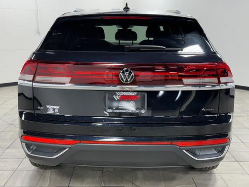 2026 Volkswagen Atlas Cross Sport 2.0T SE