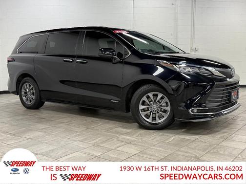 2021 Toyota Sienna XLE