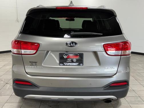 2016 Kia Sorento EX