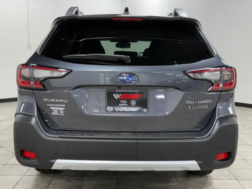 2025 Subaru Outback Touring