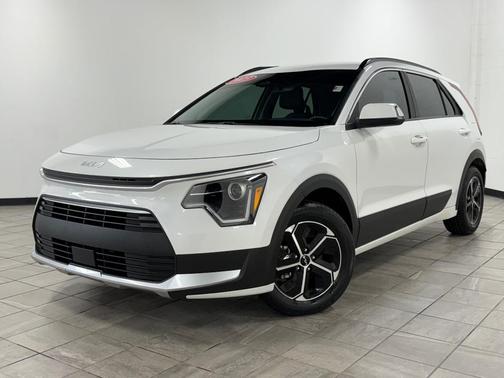2023 Kia Niro EX