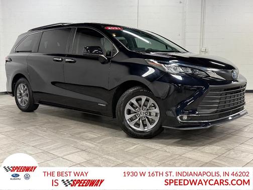 2021 Toyota Sienna XLE