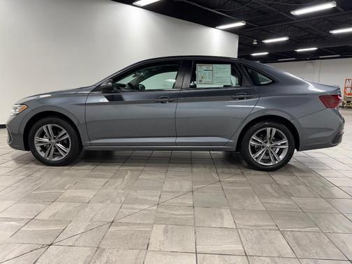 2022 Volkswagen Jetta 1.5T SE