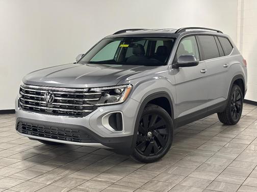 2025 Volkswagen Atlas 2.0T SE