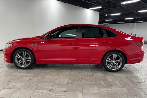 2021 Volkswagen Jetta 1.4T R-Line