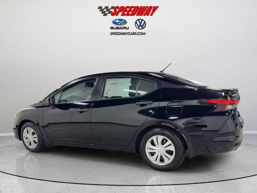 Black 2022 Nissan Versa S