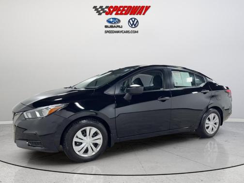 Black 2022 Nissan Versa S