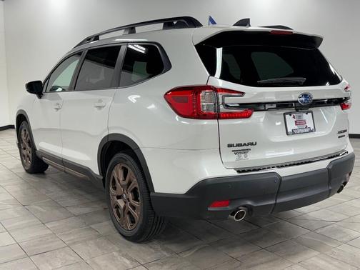 2025 Subaru Ascent Limited Bronze Edition